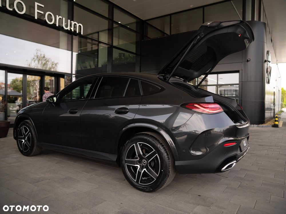 Mercedes-Benz GLC - 28