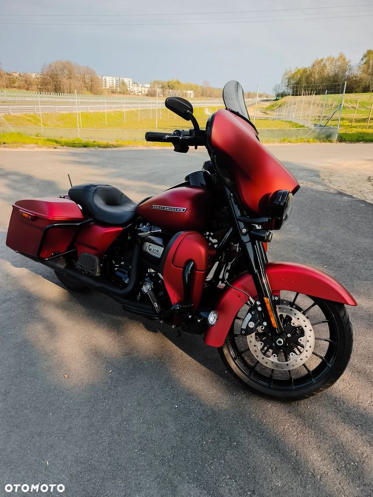 Harley-Davidson Touring Street Glide - 3