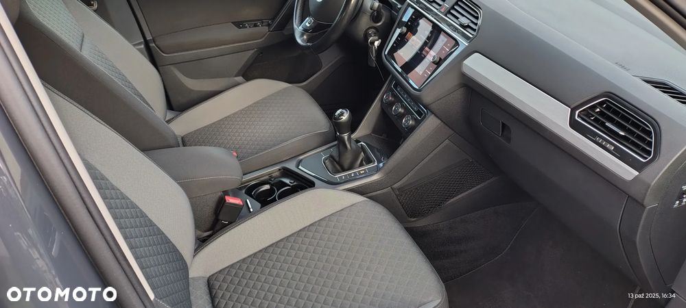 Volkswagen Tiguan 2.0 TDI SCR (BlueMotion Technology) Comfortline - 20