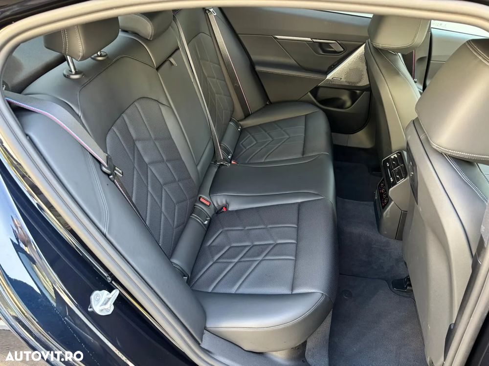 BMW Seria 5 520d xDrive AT MHEV - 20