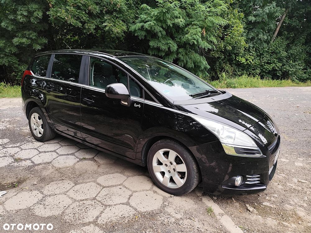 Peugeot 5008 HDI FAP 150 Family Plus - 2