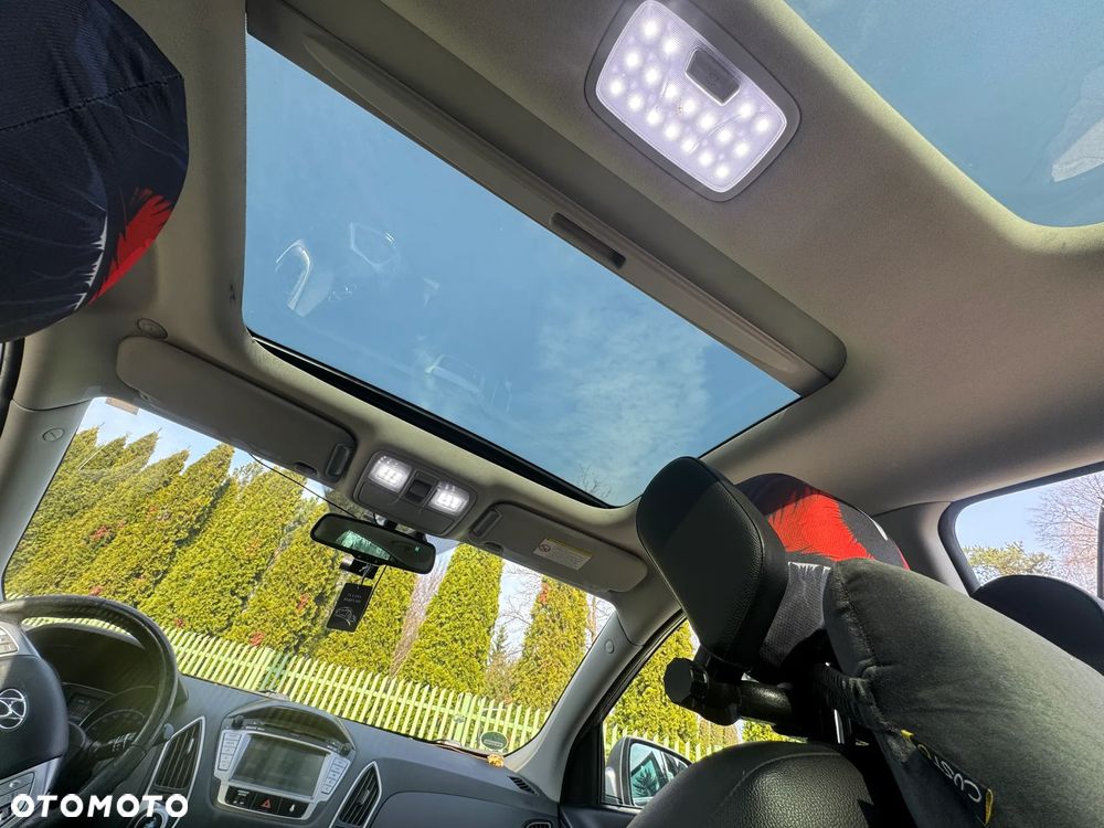 Hyundai ix35 2.0 CRDi 4WD Automatik Premium - 29