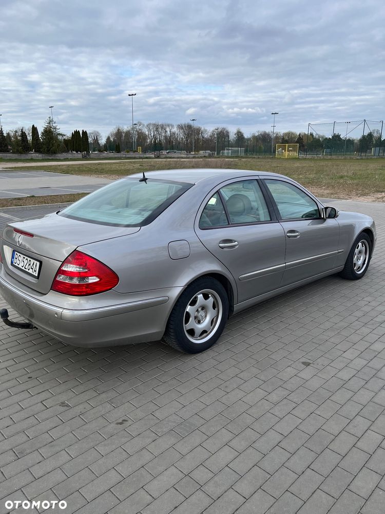 Mercedes-Benz Klasa E 200 CDI Elegance - 2