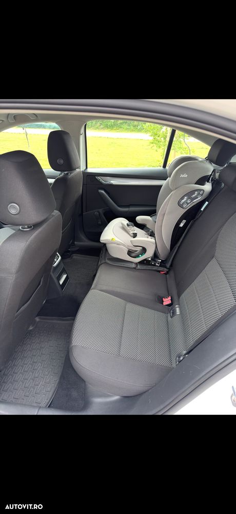Skoda Octavia 1.6 TDI Style - 5
