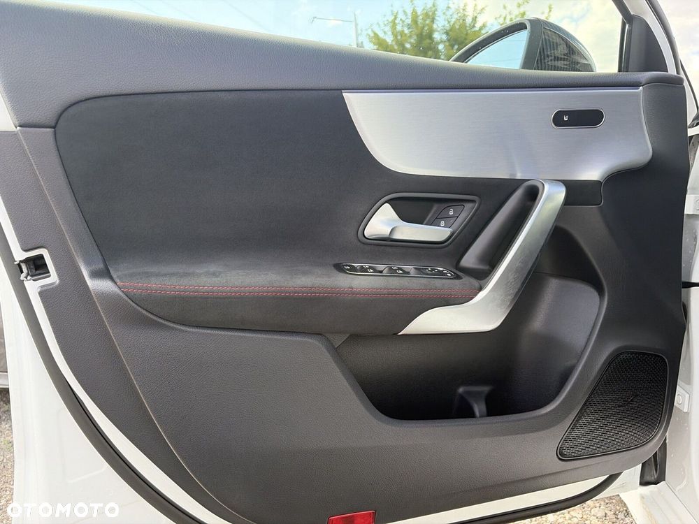 Mercedes-Benz Klasa A 45 S AMG 4-Matic 8G-DCT - 22