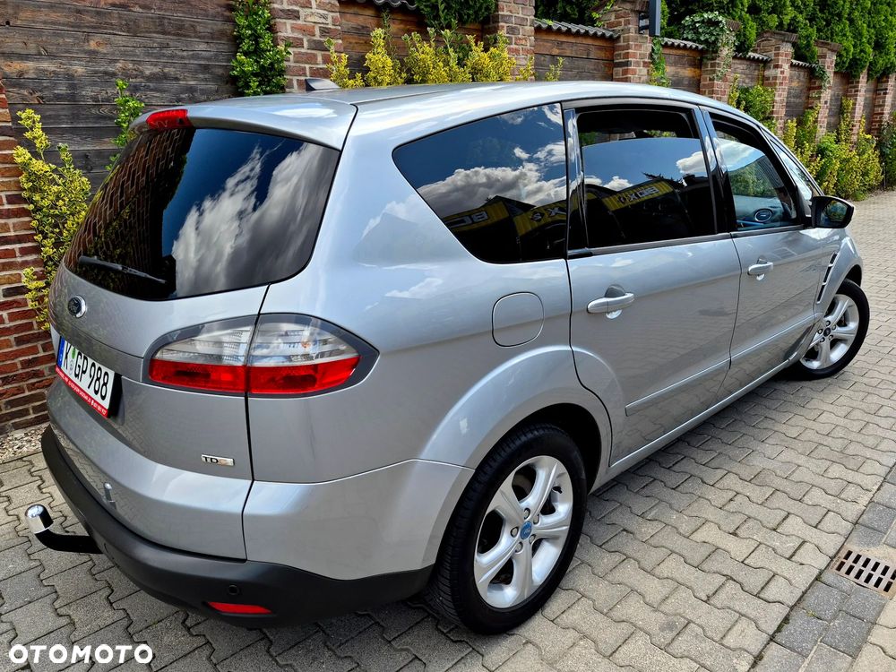 Ford S-Max 2.0 TDCi DPF Titanium - 32