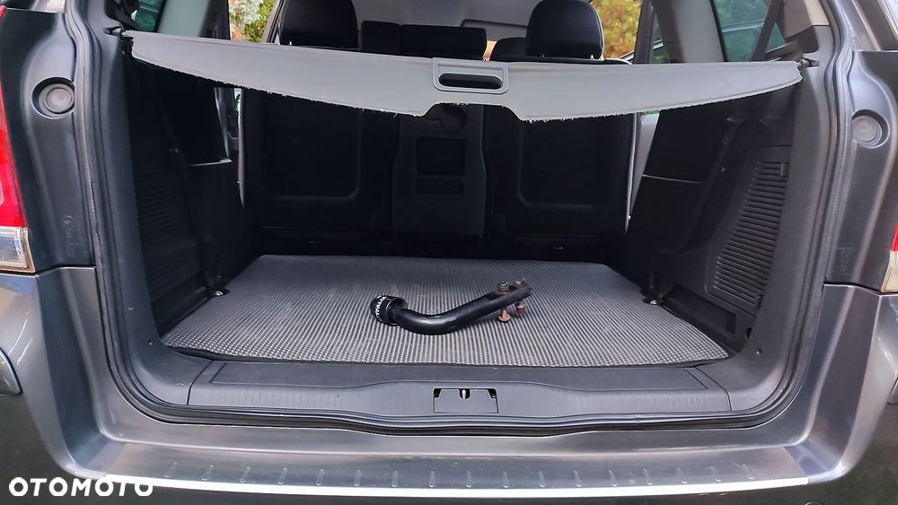 Opel Zafira 1.8 Cosmo - 35