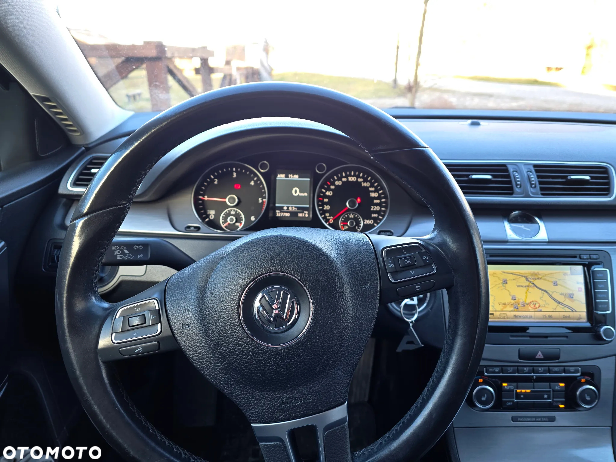 Volkswagen Passat 2.0 TDI Comfortline - 11