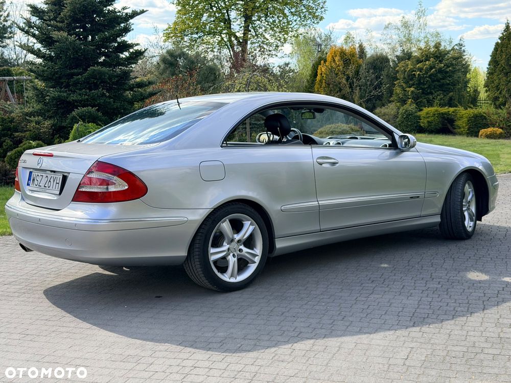Mercedes-Benz CLK 320 - 4
