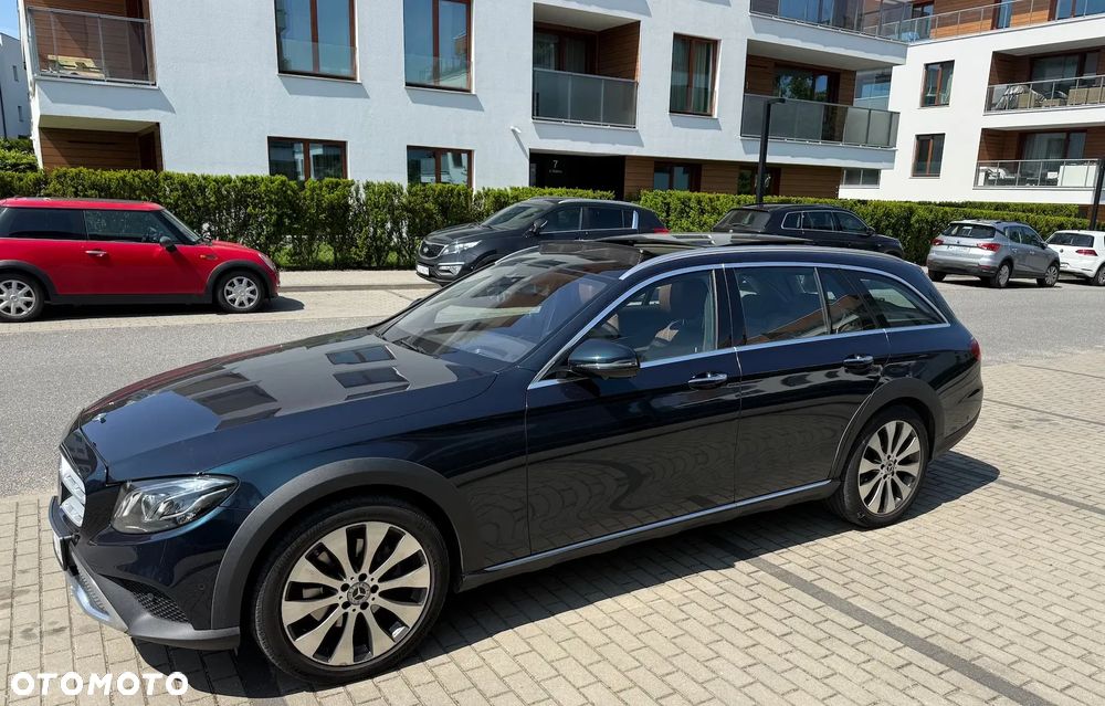 Mercedes-Benz Klasa E 220 d 4-Matic All-Terrain - 14