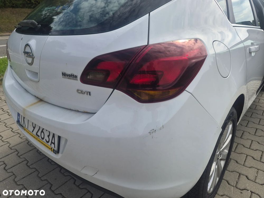 Opel Astra 1.7 CDTI Enjoy - 12