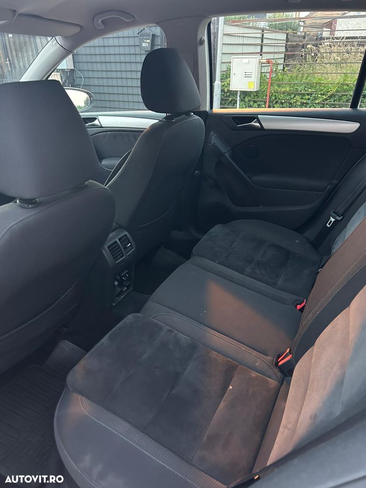 Volkswagen Golf 2.0 TDI Comfortline 4Motion - 14