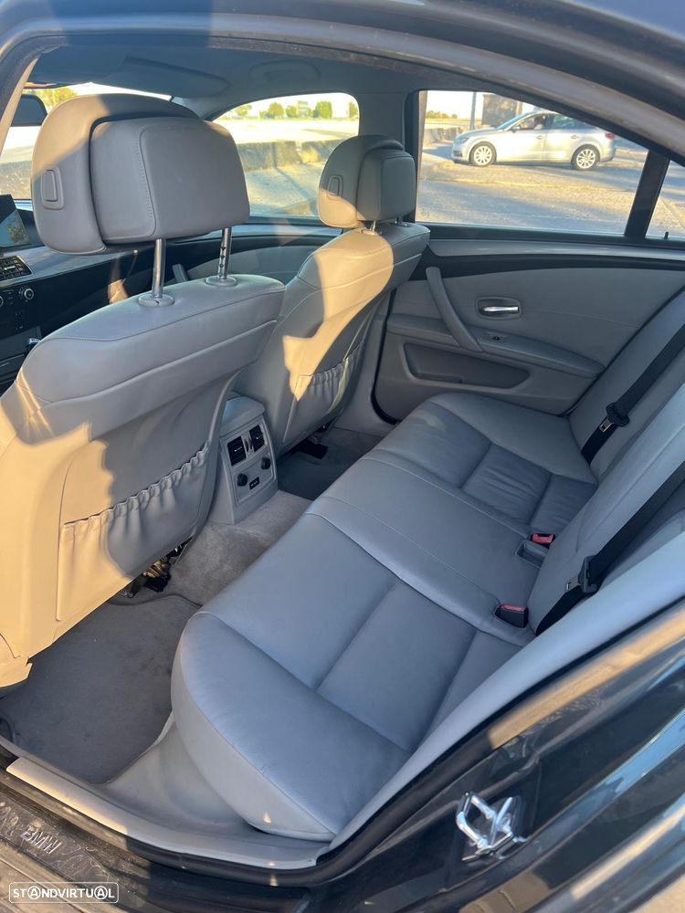 BMW 530 dA - 12