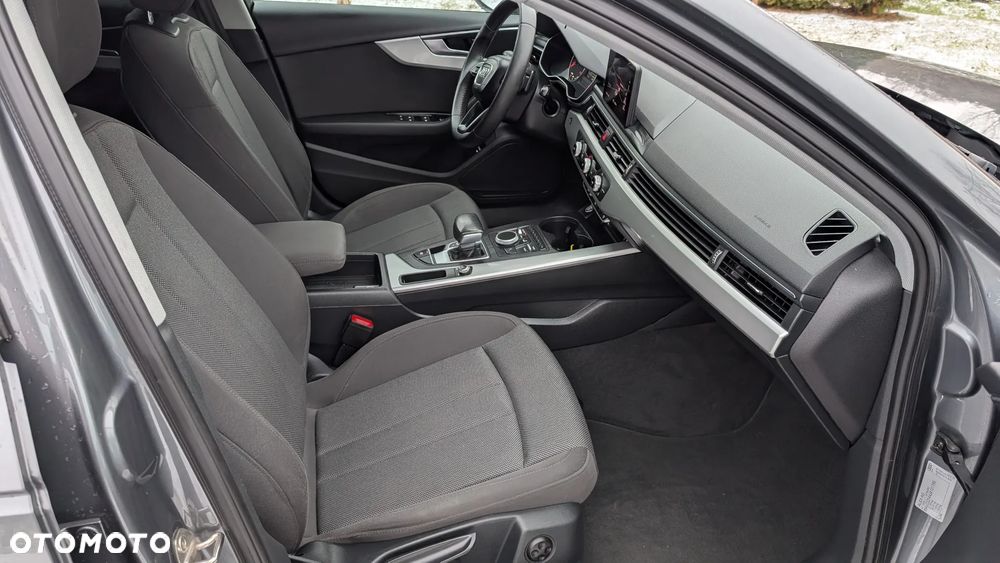 Audi A4 Avant 2.0 TDI ultra S tronic - 5