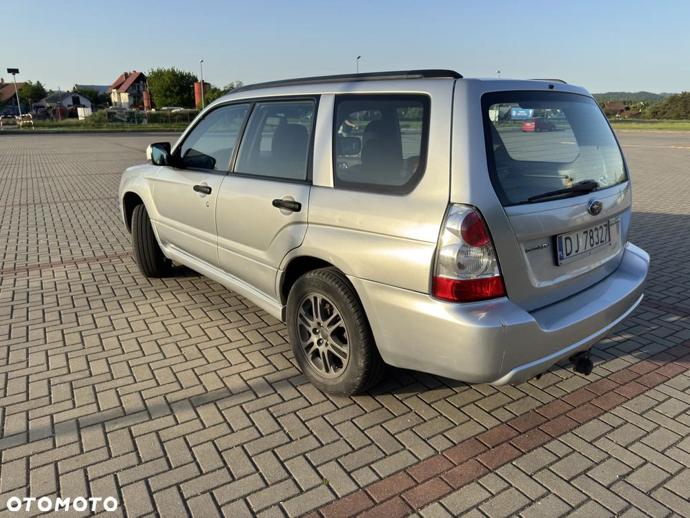 Subaru Forester 2.0 XG Trend - 5