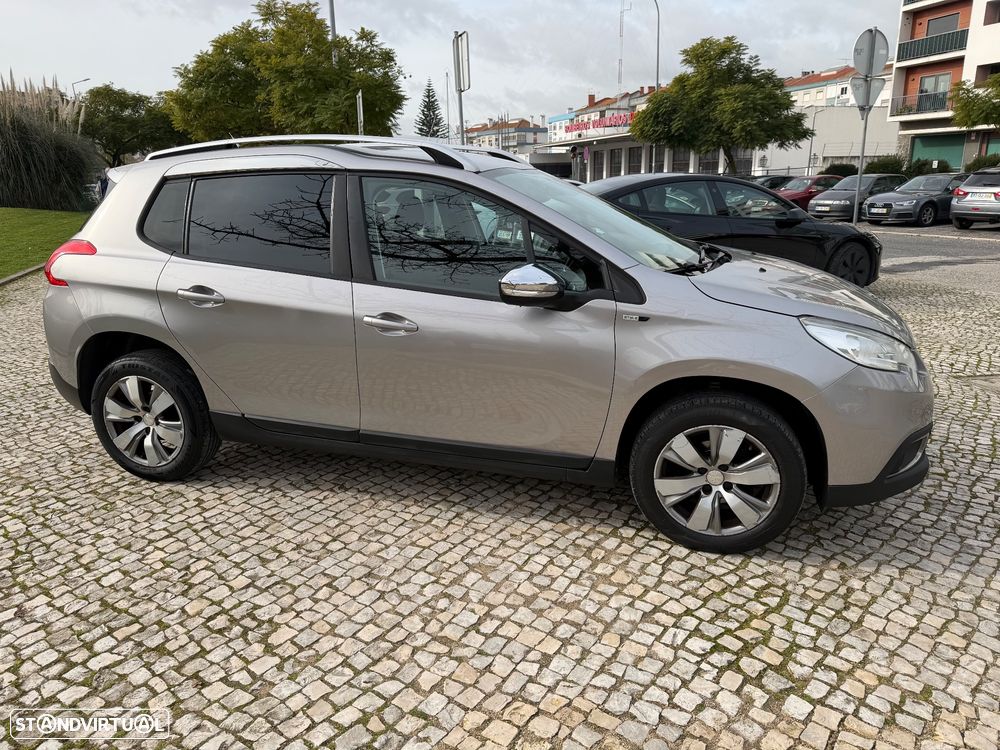 Peugeot 2008 1.6 BlueHDi Style - 12