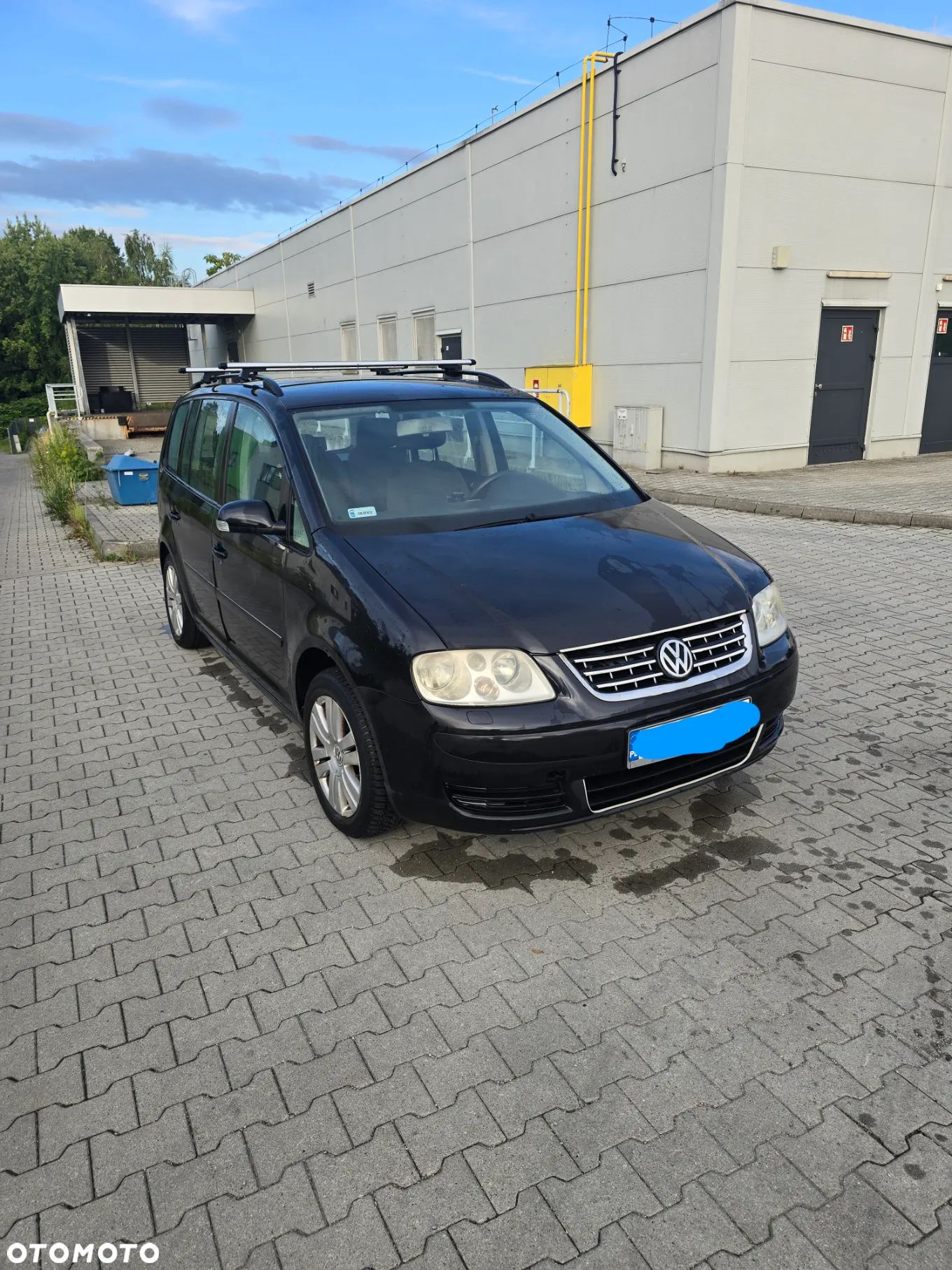 Volkswagen Touran - 1