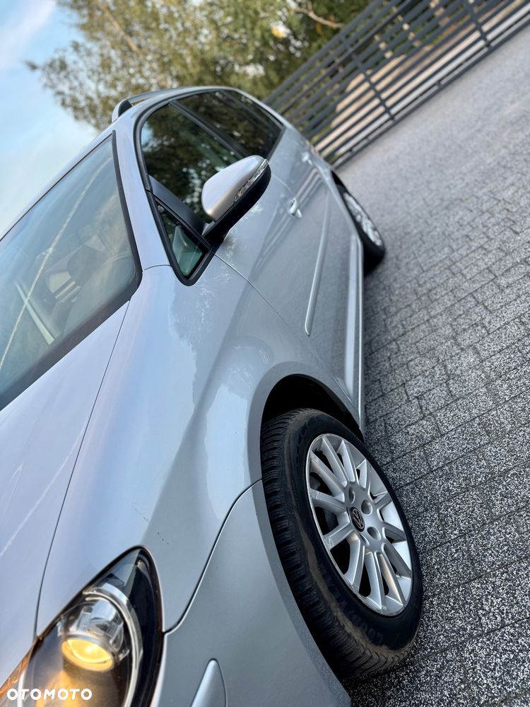 Volkswagen Touran 2.0 TDI DPF Freestyle - 4