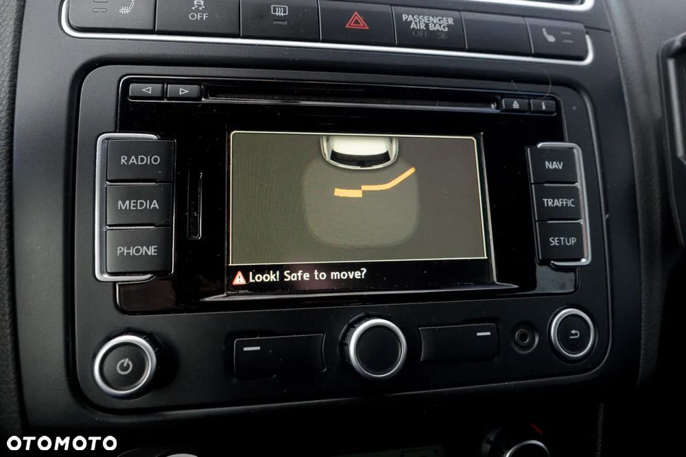 Volkswagen Polo 1.4 16V Highline - 25