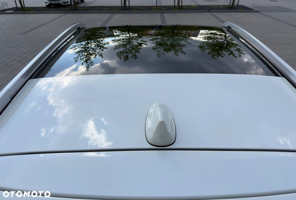 Nissan Qashqai 1.3 DIG-T N-Connecta - 24