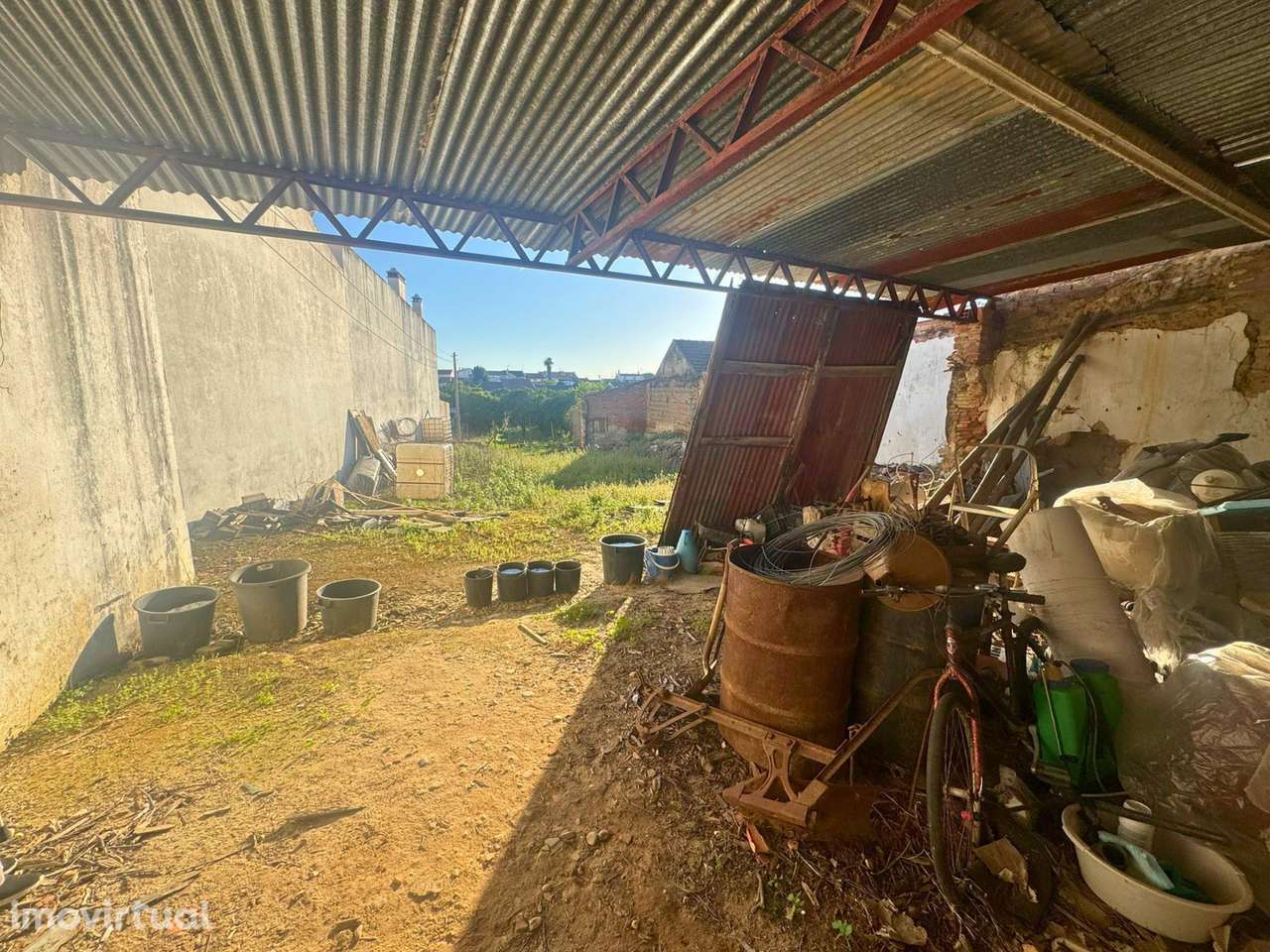 Terreno de 1.007m2 para construção de moradia - Grande imagem: 5/7