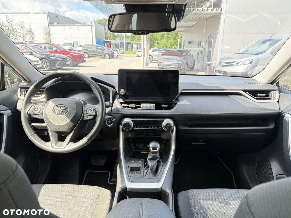 Toyota RAV4 - 12