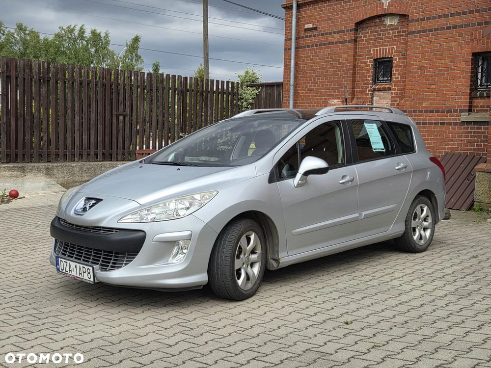 Peugeot 308 1.6 Premium - 8