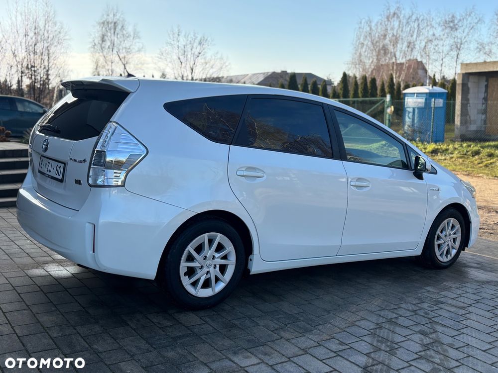 Toyota Prius 1.8 HSD Premium - 9