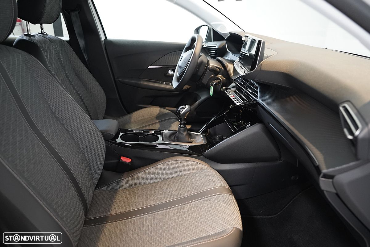 Peugeot 208 1.2 PureTech Allure - 21