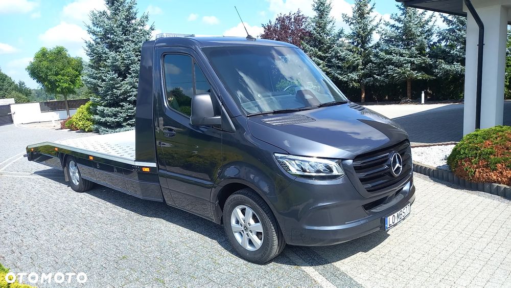Mercedes-Benz Sprinter - 1