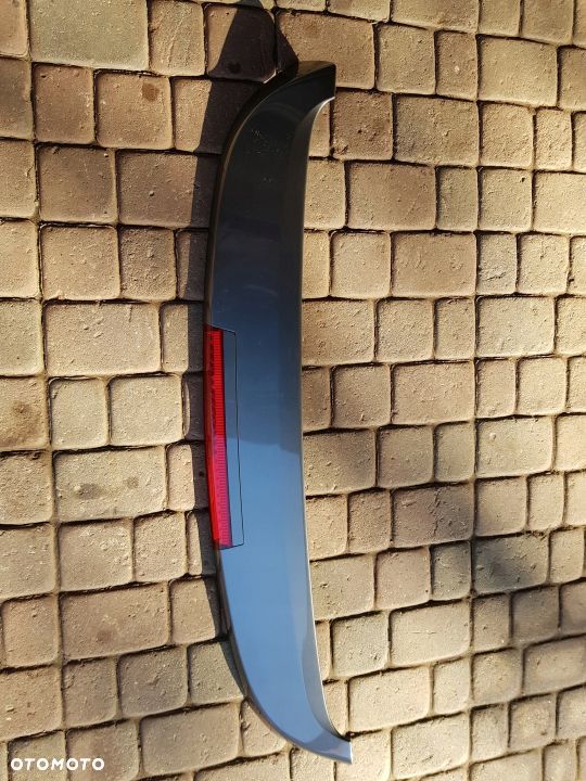 Hyundai Santa Fe II Spoiler Lotka Klapy Bagażnika - 1
