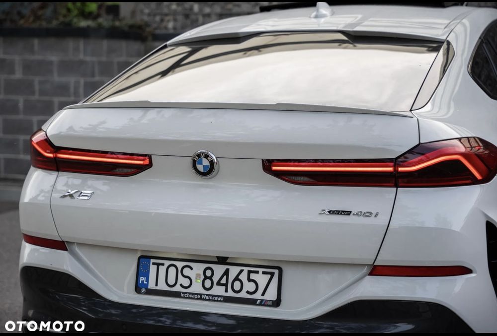 BMW X6 xDrive40i - 8