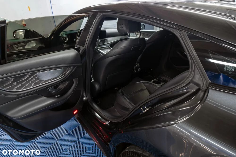 Mercedes-Benz AMG GT 53 4-Matic+ - 15