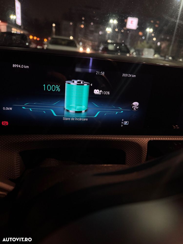 Mercedes-Benz A 250 e 8G-DCT Advanced AMG Line - 28