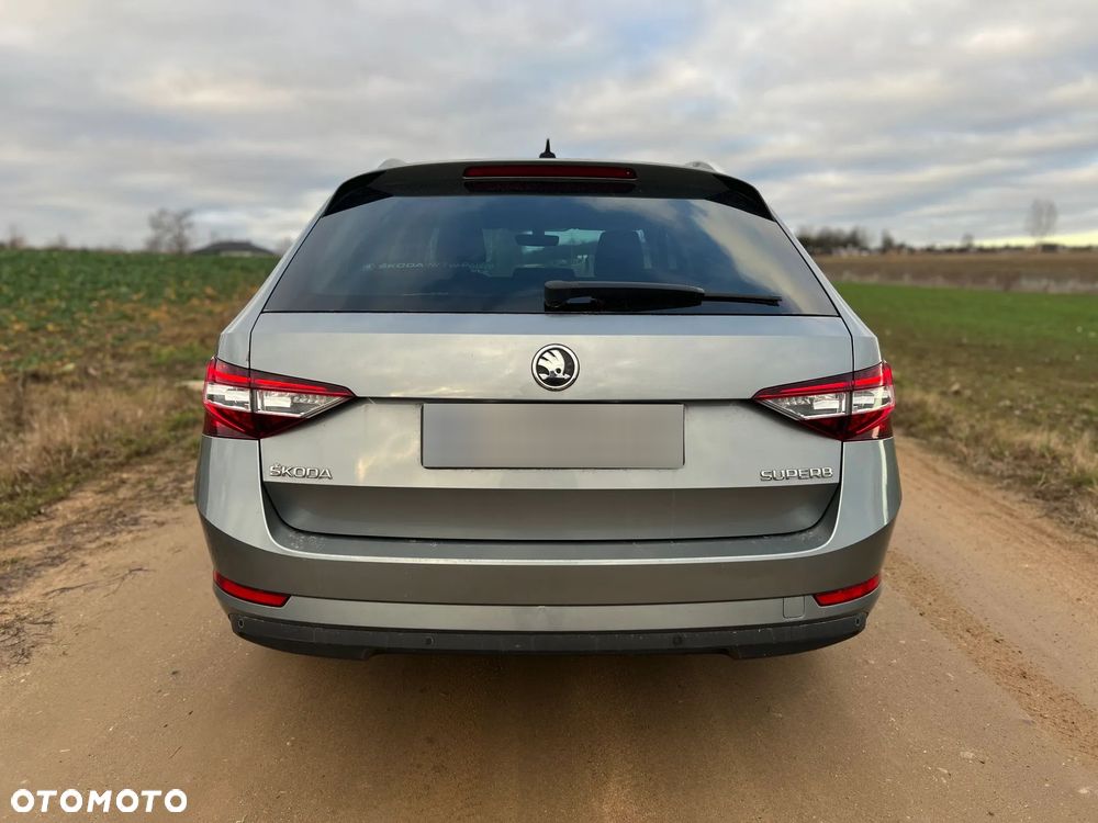 Skoda Superb 2.0 TDI Active - 8