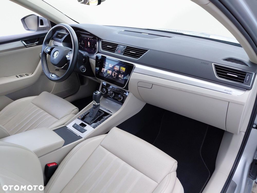Skoda Superb 2.0 TSI L&K DSG - 18