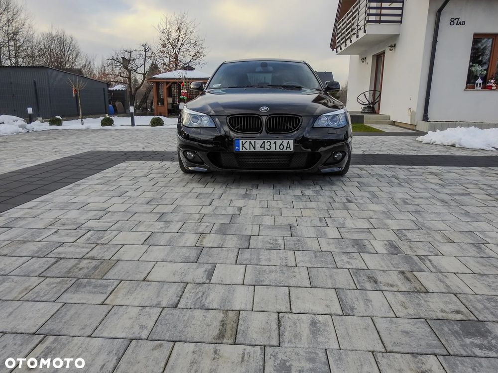 BMW Seria 5 525d - 15