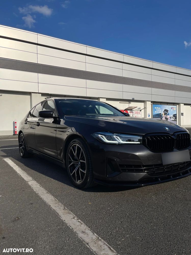 BMW Seria 5 540i xDrive AT MHEV - 8