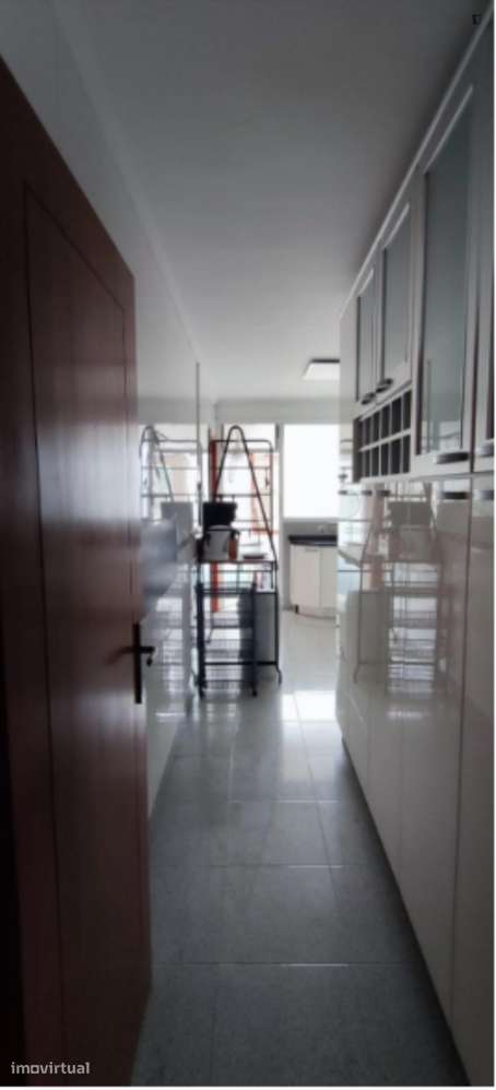 Quarto - localizado em Custóias Porto - Grande imagem: 3/7