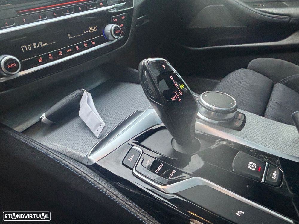 BMW 520 d Pack M Auto - 50