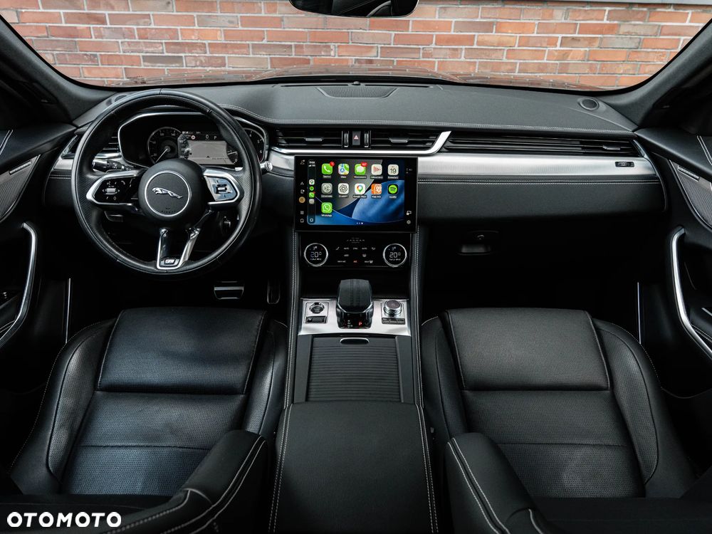 Jaguar F-Pace 2.0 P250 mHEV AWD R-Dynamic S - 6
