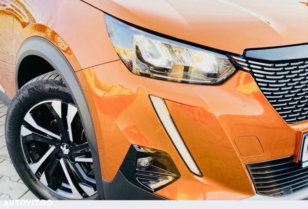 Peugeot 2008 1.2 PureTech EAT8 STT Allure Pack - 2