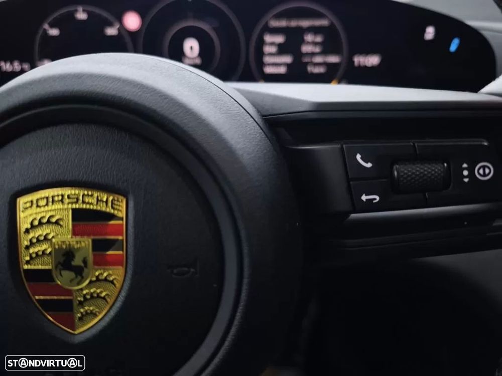 Porsche Taycan Bateria Performance Plus - 33