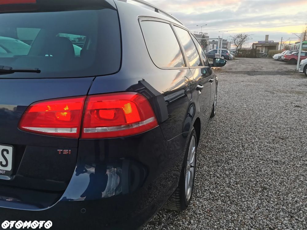 Volkswagen Passat Variant - 13