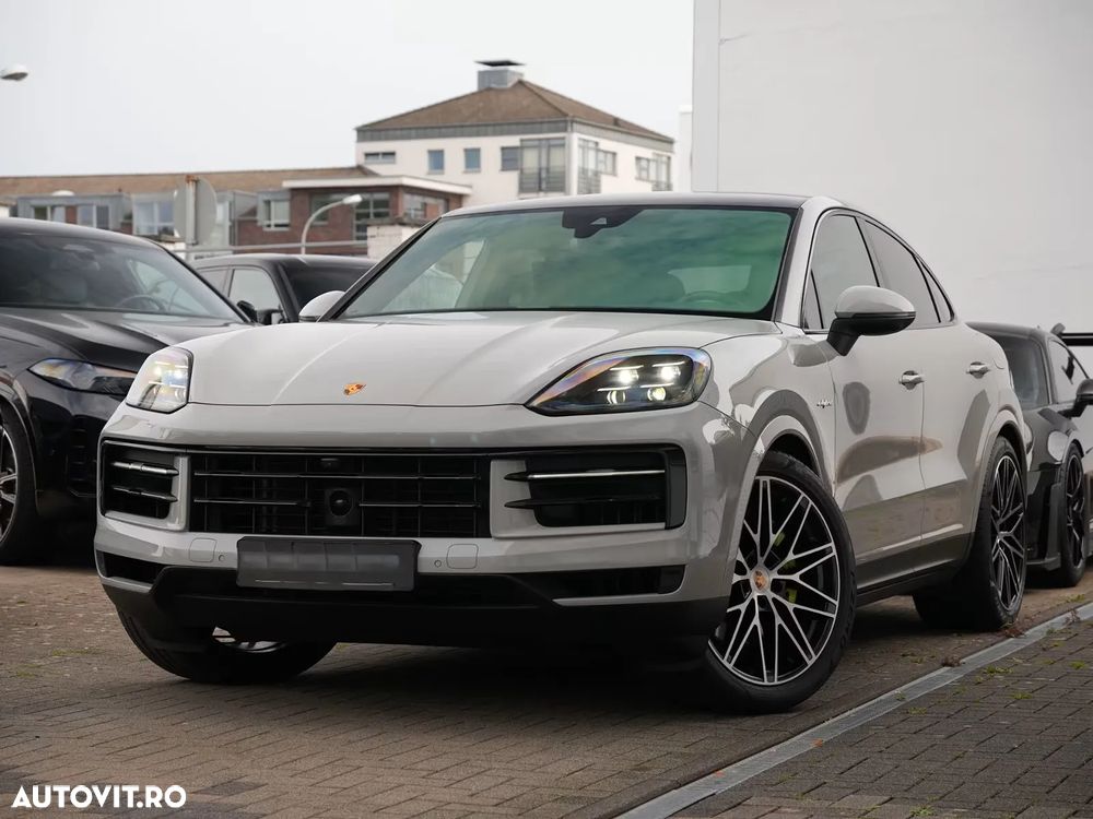 Porsche Cayenne Coupe E-Hybrid - 2