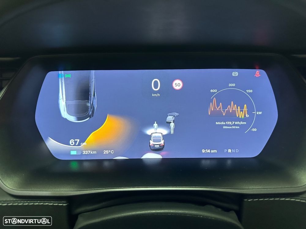 Tesla Model S Performance - 28