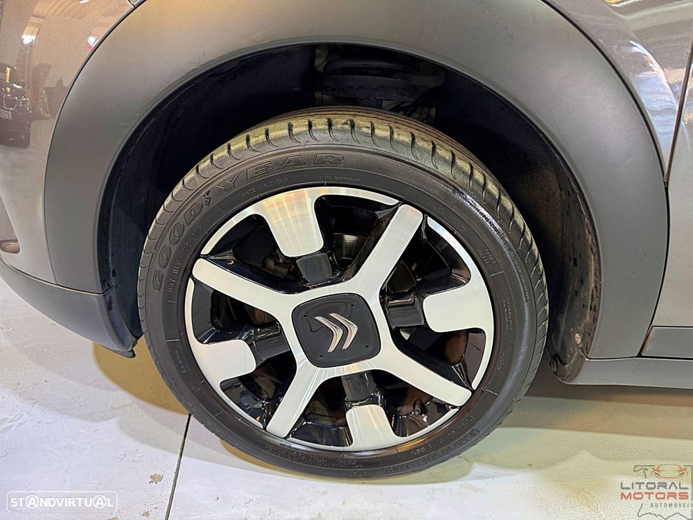 Citroën C4 Cactus 1.2 PureTech Shine EAT6 - 13