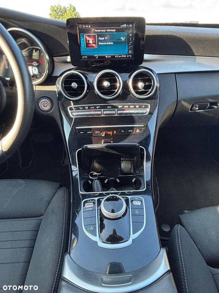 Mercedes-Benz Klasa C 200 d T 9G-TRONIC Avantgarde - 7
