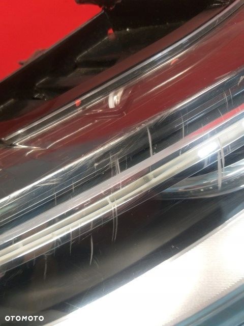 Lampa przód Audi q3 prawy przód 8U0941006 - 2