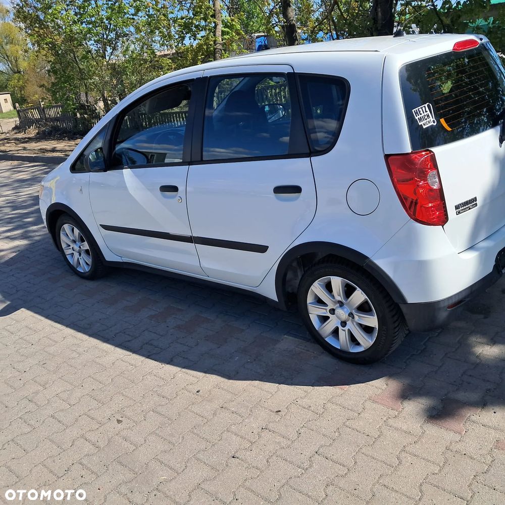 Mitsubishi Colt - 2